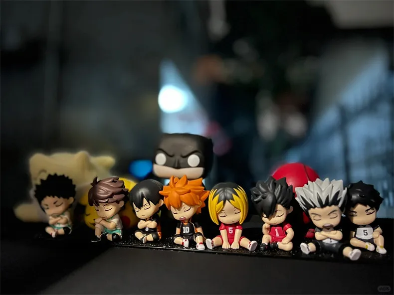 Japan Haikyu!! Shoulder Lean Fig Series 2 Blind Box ToyOikawa Tooru Keiji Akaashi Oikawa Tooru Action Figures Decoration Gifts