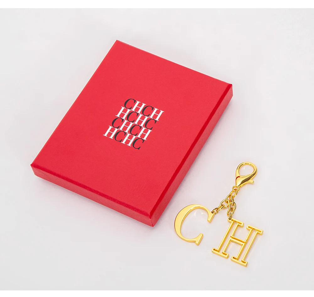 CHCH Luxury Brand Fashion Luggage Accessories Keychain Luggage Pendant Simple Fashion Hollow out Letter Titanium Alloy Jewelry