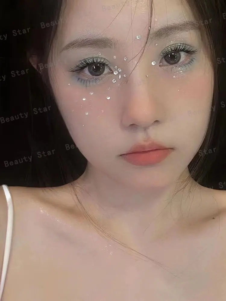 1 Pcs Self Adhesive Colored Diamonds Eyeshadow Stickers Color Crystal Diamond DIY Eyes Face Body Makeup Decorations Rhinestones