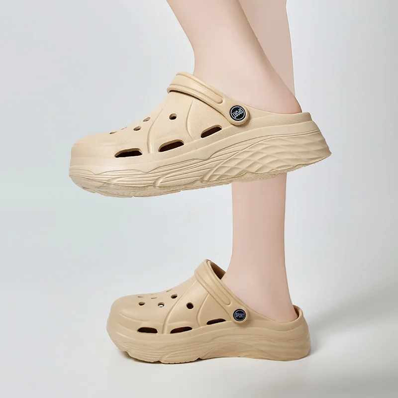 Women's Fashion Platform Sandals Summer 2025 Thick Sole Soft Eva Clogs Garden Shoes for Women Hollow Out Non Slip Beach Sandals