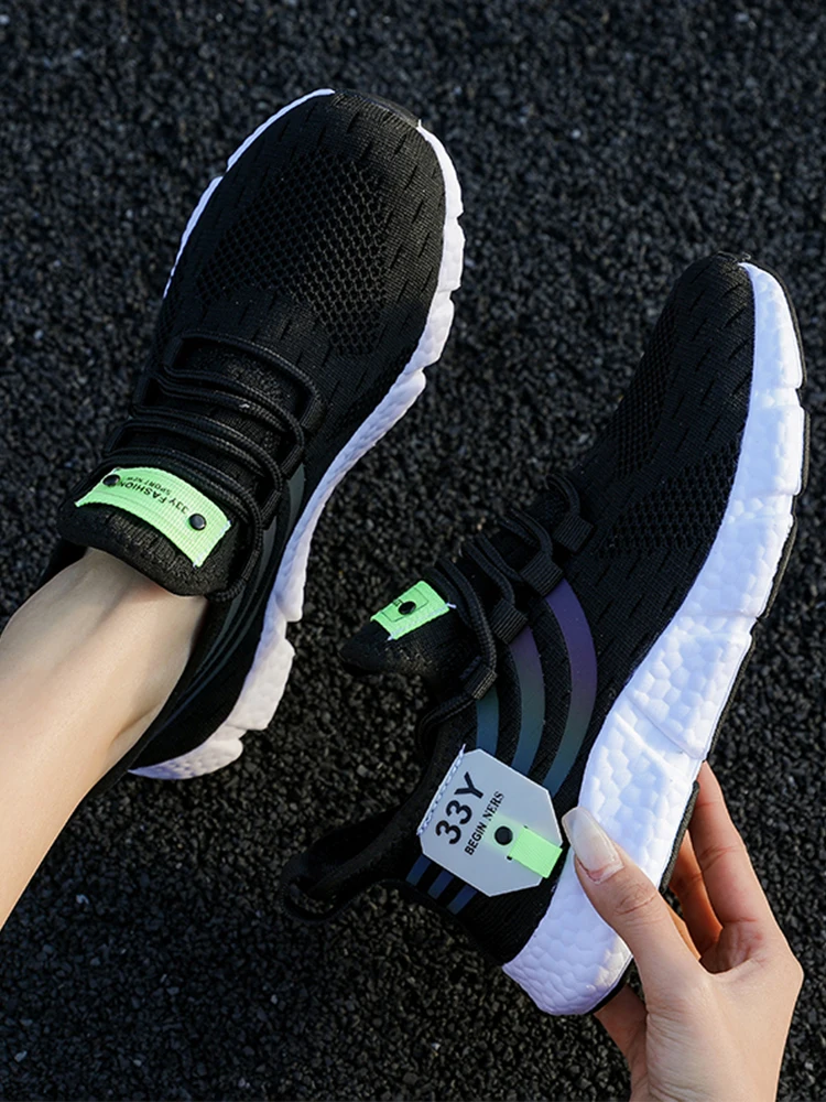 Men Casual Sport Shoes Breathable Lightweight Sneakers Outdoor Mesh Black Running Shoes Athletic Jogging Tenis Walking Shoes