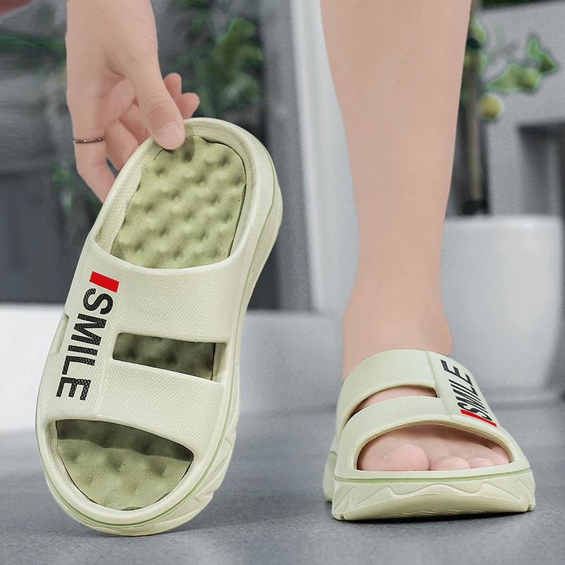 Summer New Men's Massage Slippers Indoor Outdoor Sandals Beach Men Casual Shoes Soft Slides Flip-flops Men Women Home Slippers