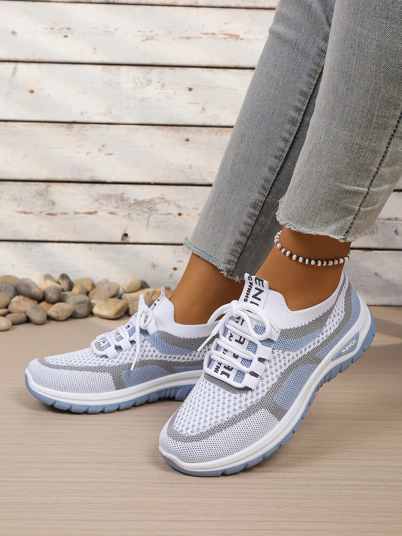 Women's Shoes Autumn 2026 Casual Sneaker New Style Two‑Color Single Shoes Versatile Fashionable Work Shoes Free Shipping