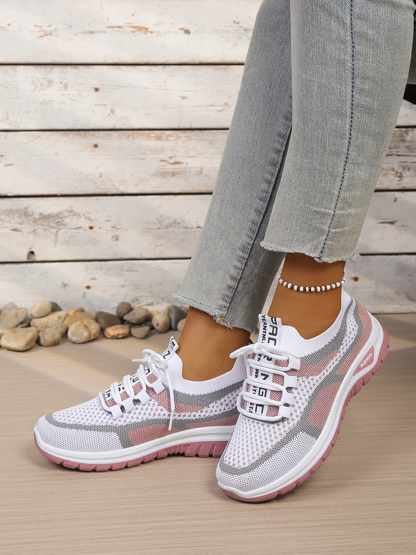 Women's Shoes Autumn 2026 Casual Sneaker New Style Two‑Color Single Shoes Versatile Fashionable Work Shoes Free Shipping