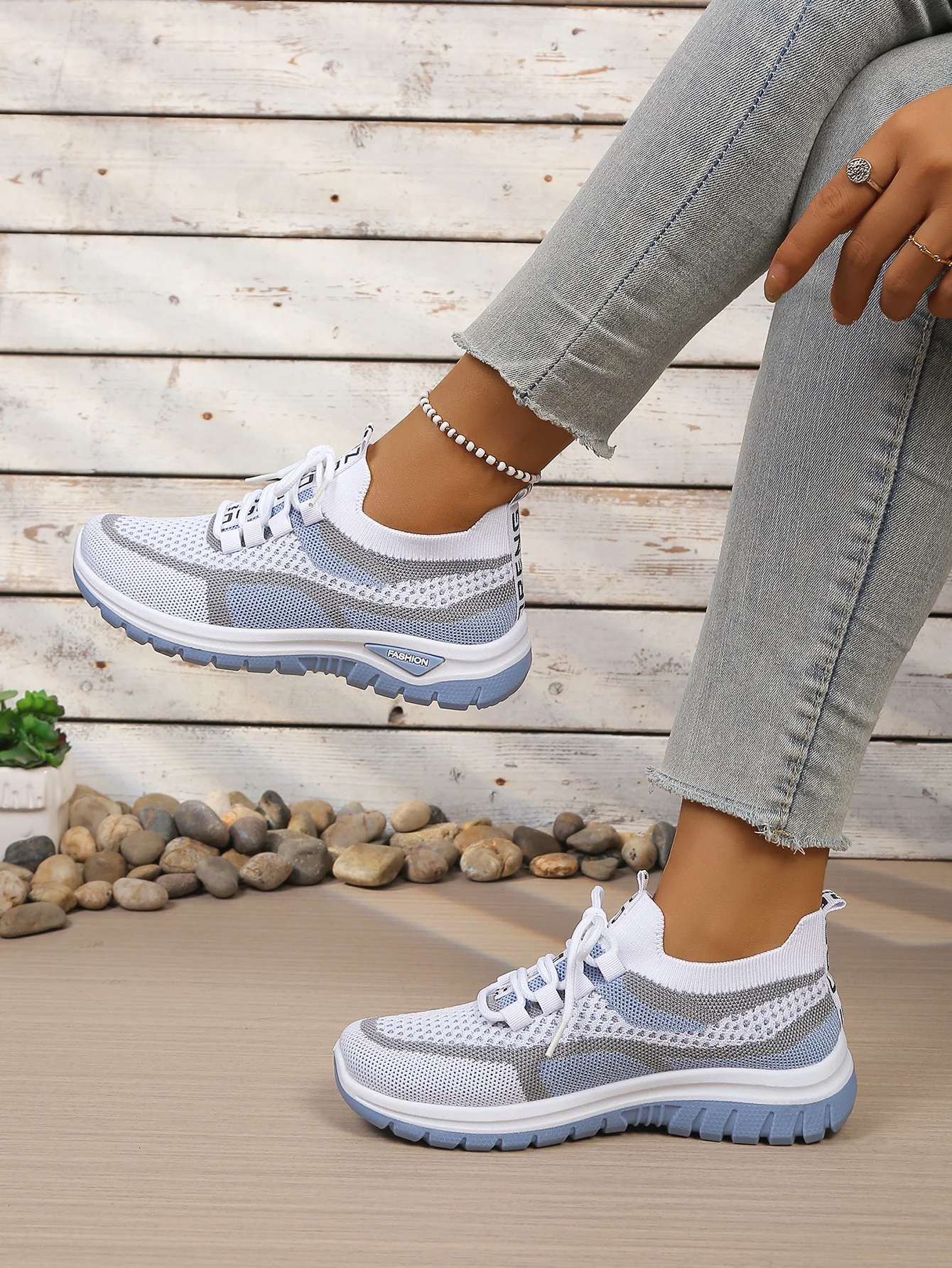 Women's Shoes Autumn 2026 Casual Sneaker New Style Two‑Color Single Shoes Versatile Fashionable Work Shoes Free Shipping