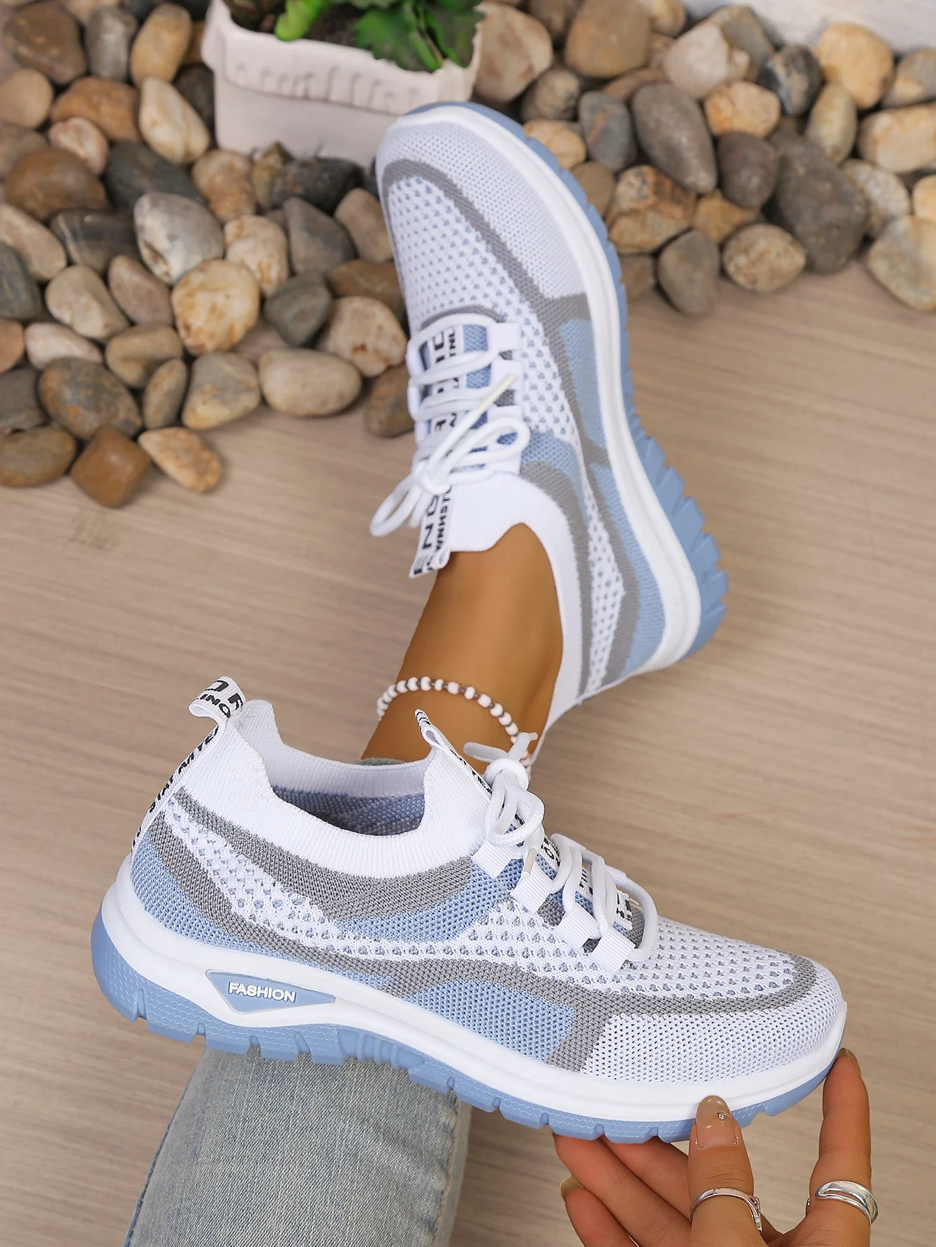 Women's Shoes Autumn 2026 Casual Sneaker New Style Two‑Color Single Shoes Versatile Fashionable Work Shoes Free Shipping