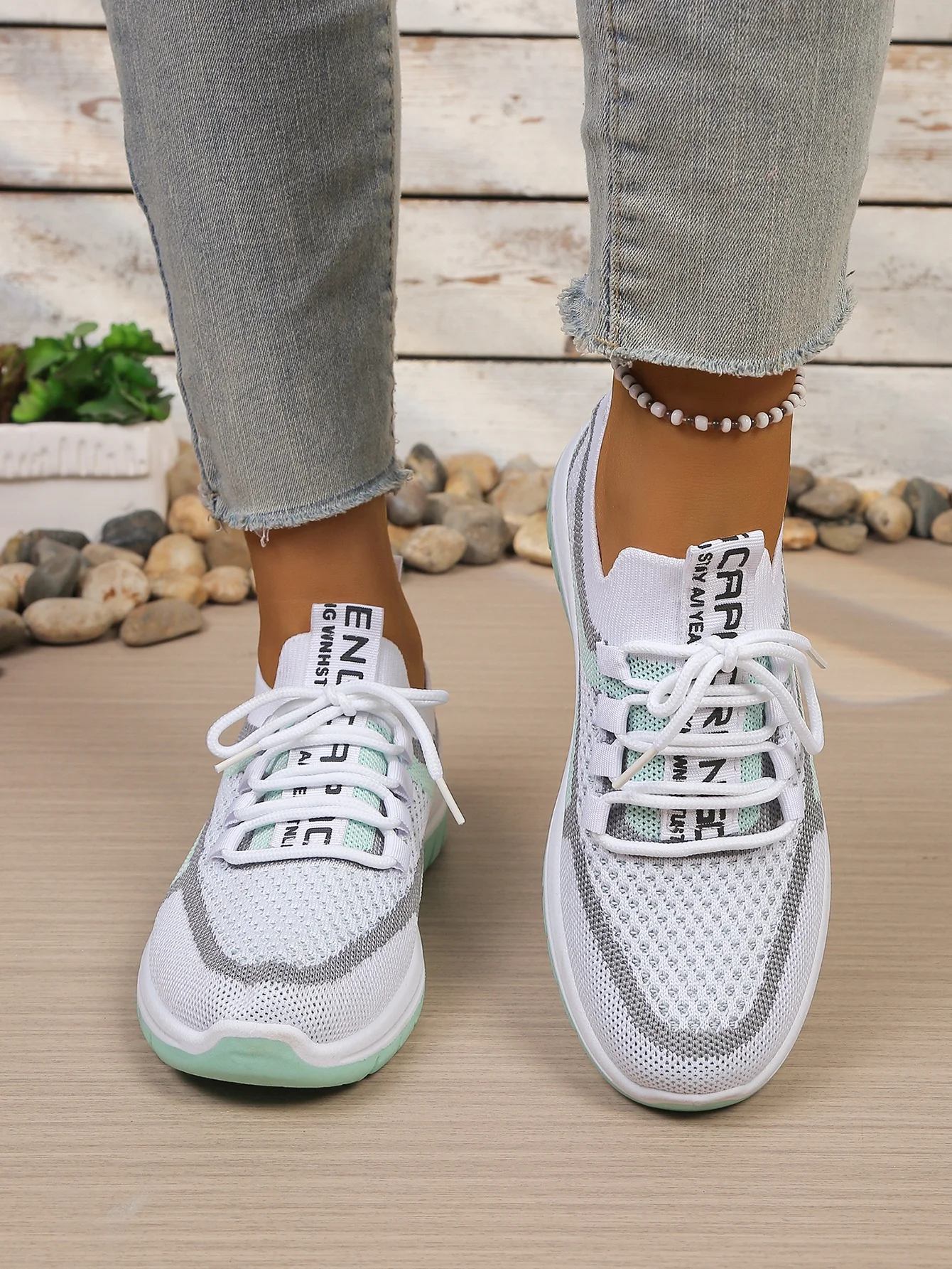Women's Shoes Autumn 2026 Casual Sneaker New Style Two‑Color Single Shoes Versatile Fashionable Work Shoes Free Shipping