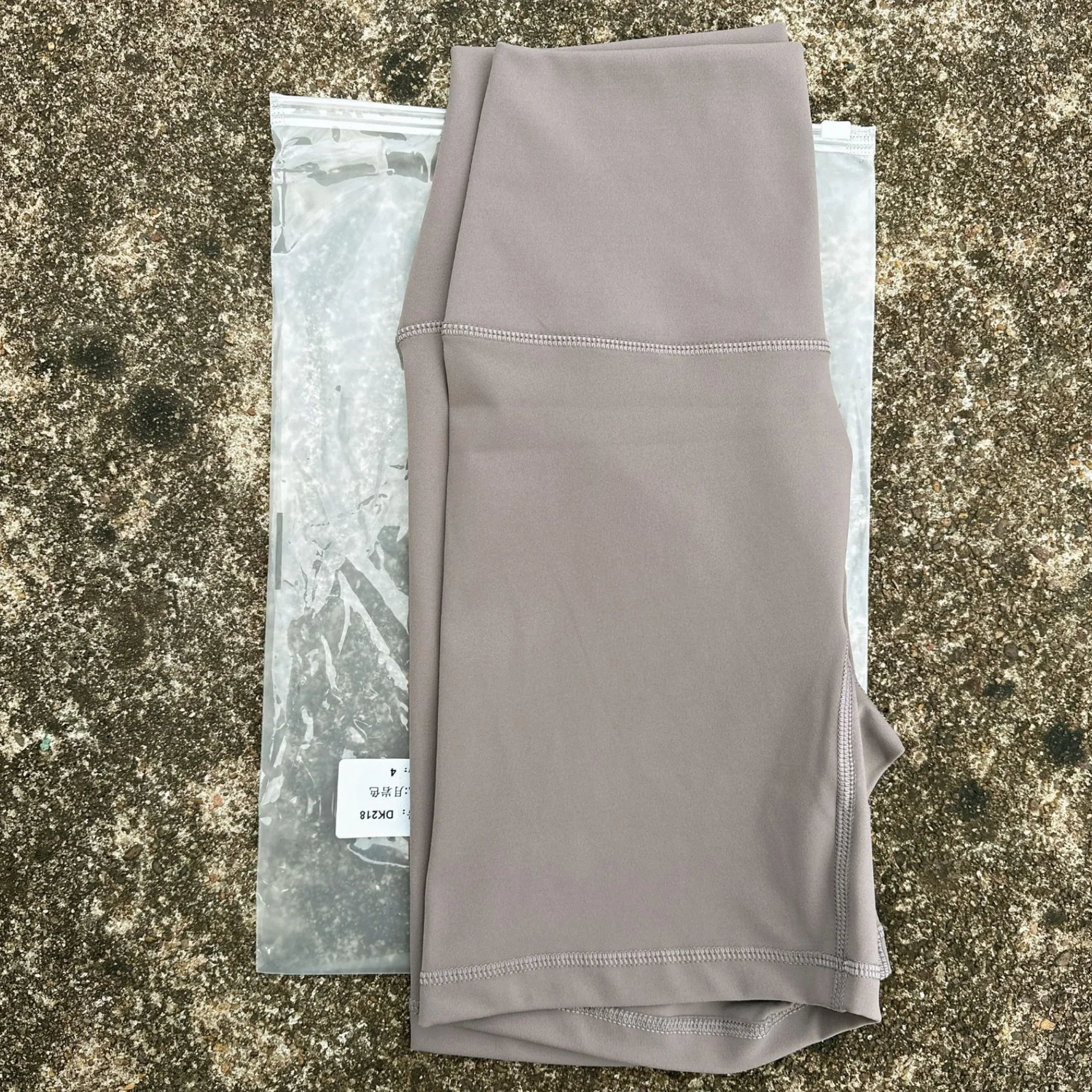 Solid Color Cycling Women Sport Yoga Short leggings Compression Support Sweat-Wickin Comprehensive Training Jog Internal Pocket