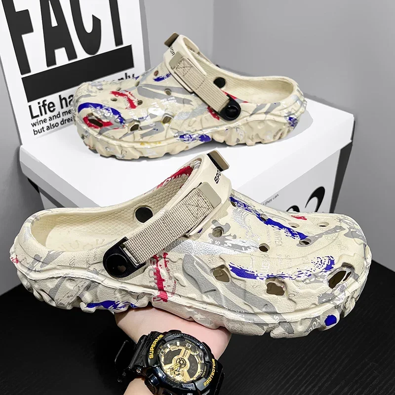 Plus Size Summer Men Sandals Clogs Outdoor Garden Clogs Hole Shoes Male Casual Shoes Water Shoes Comfort Home Soft Slippers