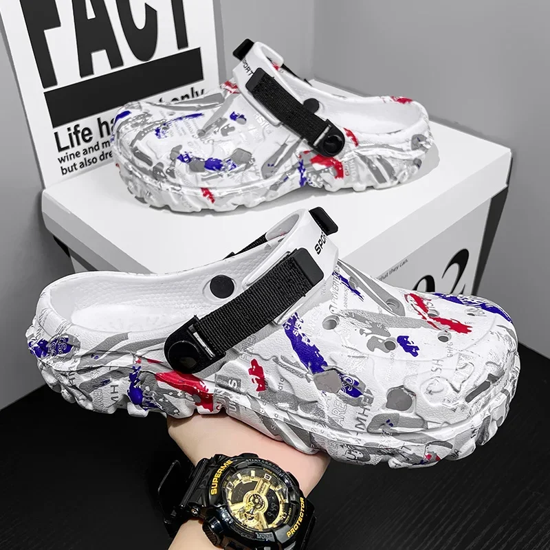 Plus Size Summer Men Sandals Clogs Outdoor Garden Clogs Hole Shoes Male Casual Shoes Water Shoes Comfort Home Soft Slippers
