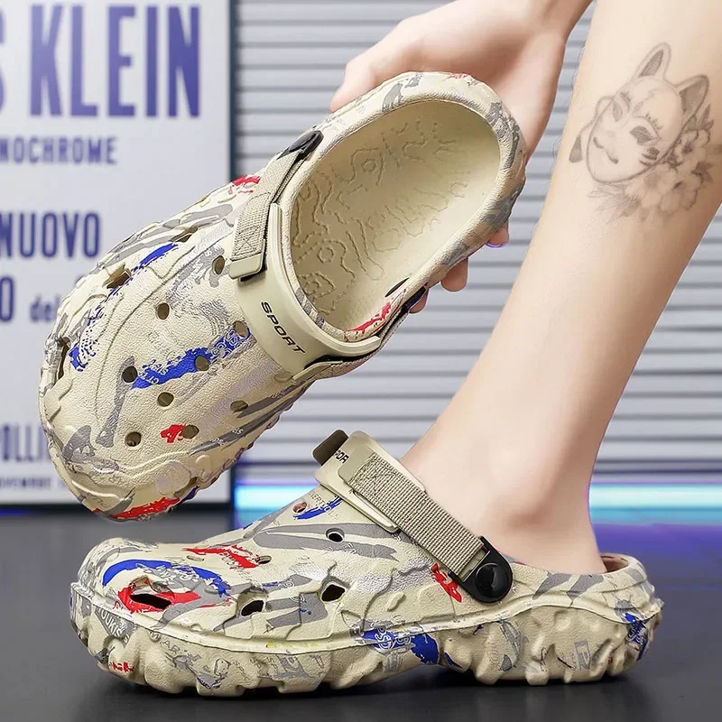 Plus Size Summer Men Sandals Clogs Outdoor Garden Clogs Hole Shoes Male Casual Shoes Water Shoes Comfort Home Soft Slippers