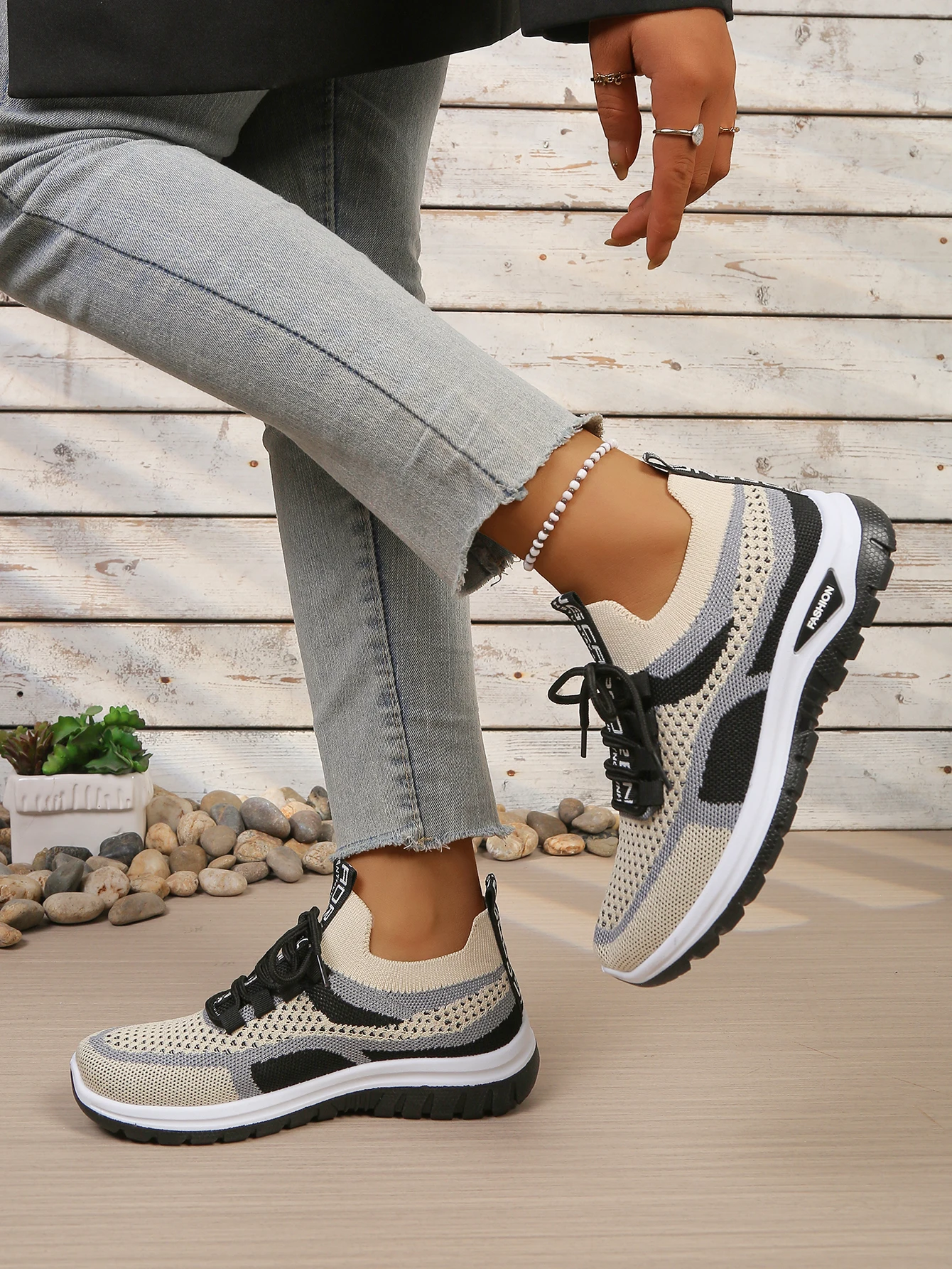 Women's Shoes Summer 2026 Casual Sneaker New Style Two-Color Single Shoes, Versatile, Casual and Fashionable Work Shoes