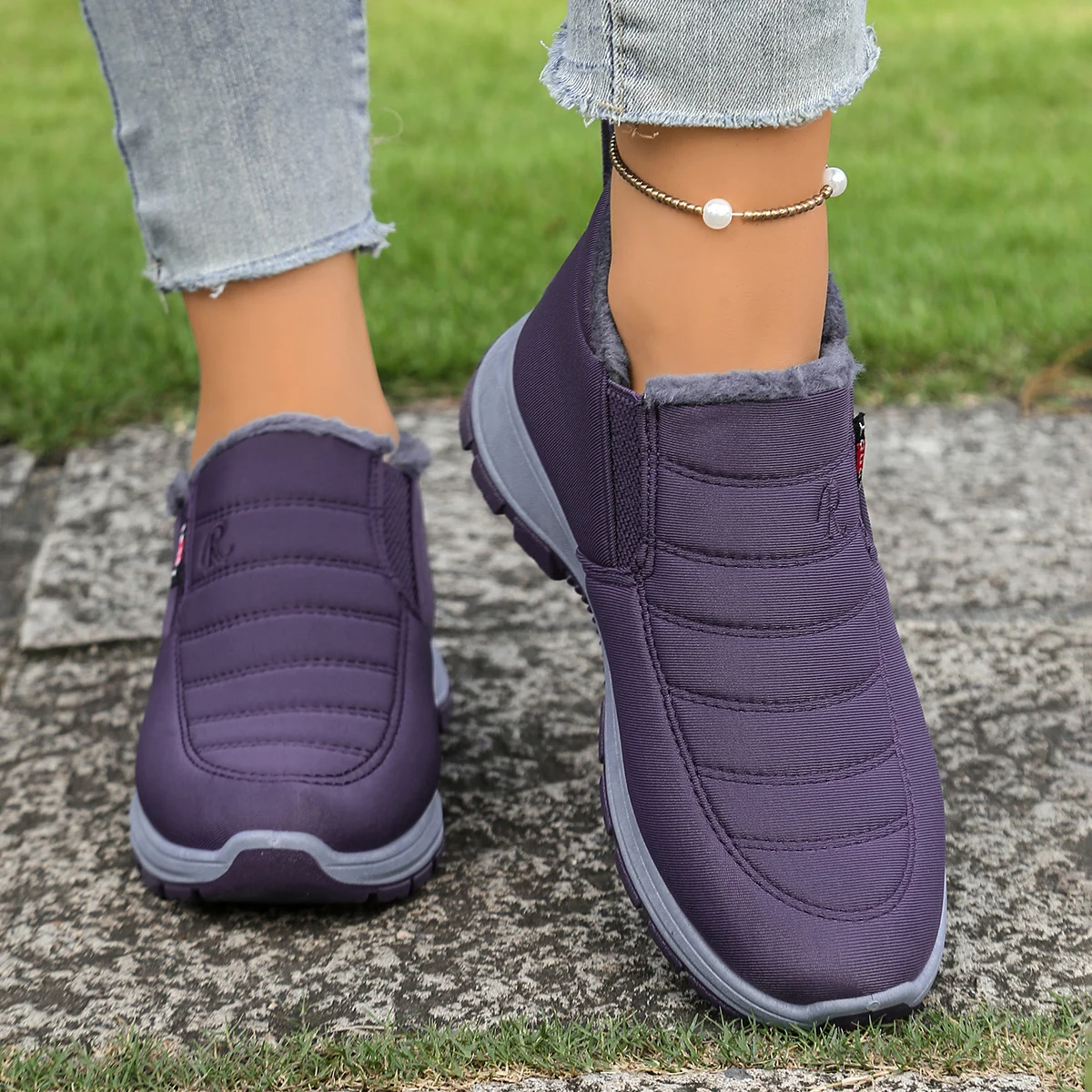 Women's Shoes, Winter Cotton Shoes with Fleece and Thickened Mid-Top, Warm and Casual Snow Boots