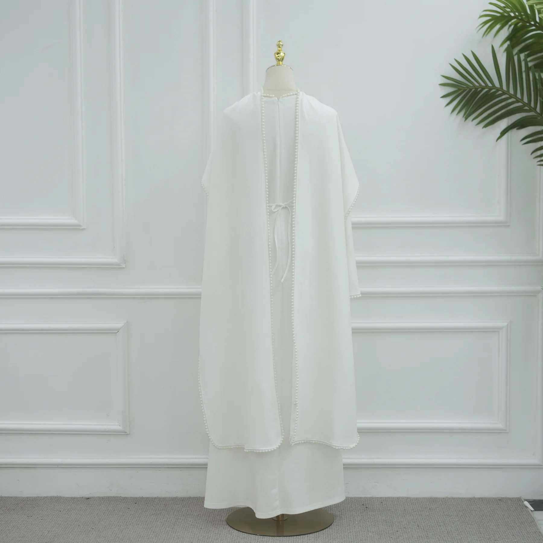 White Pearl Trim Cape Maxi Dress Women Elegant Long Sleeve Cinching Waist Muslim Robes 2026 Spring EID Abaya Lady Dresses