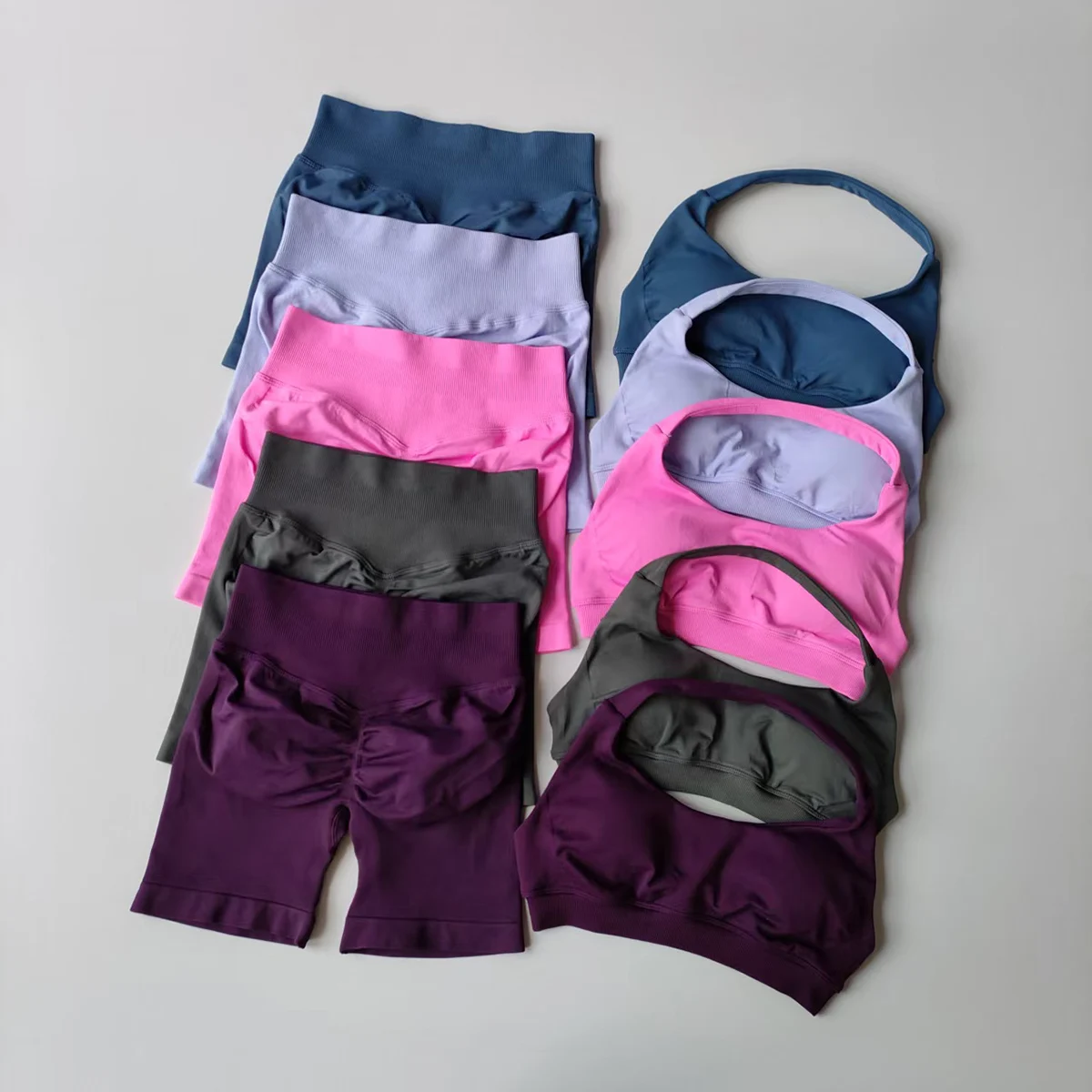 2 Pieces Yoga Suit for Women Seamless Fitness Gym Clothes Halter Sports Bra Matching Shorts Workout Sets Gym Set Outfit