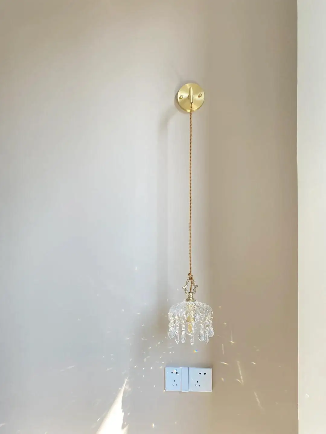 YEBMLP French Retro Glass Hanging Light Indoor LED Luxury Art Chandelier Bedroom Bar Restaurant Table Pendant Lamp With E14 Bulb