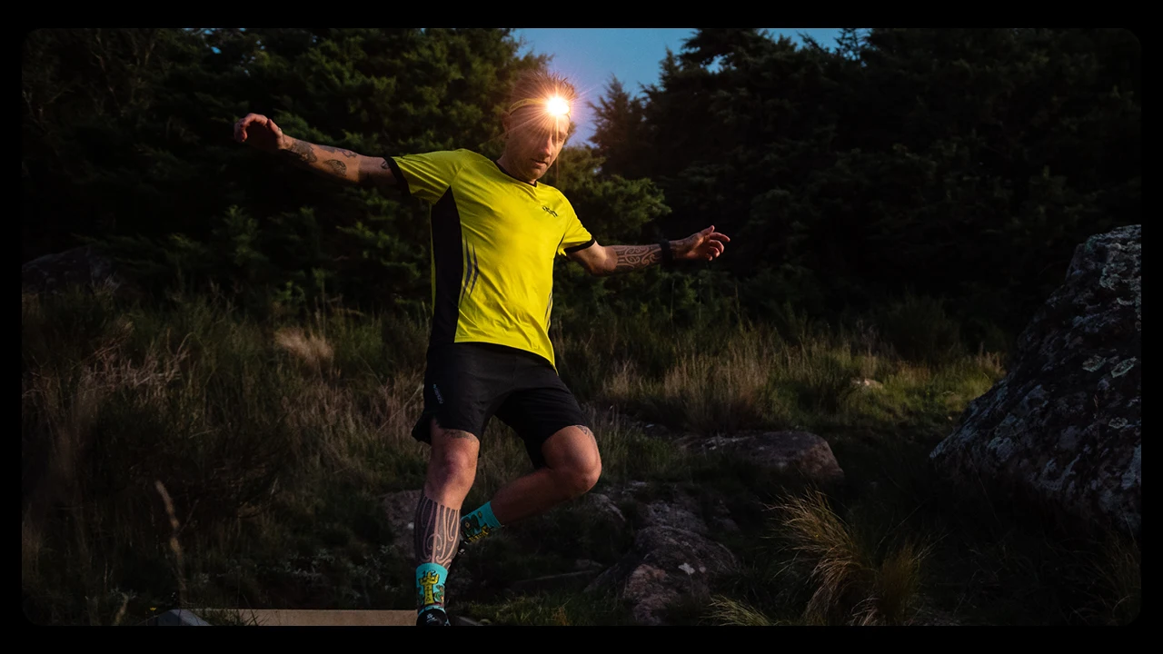 NITECORE UT27 Dual Beam Fusion Elite Headlamp 800 lumens +Removable Rechargeable Battery Spotlight