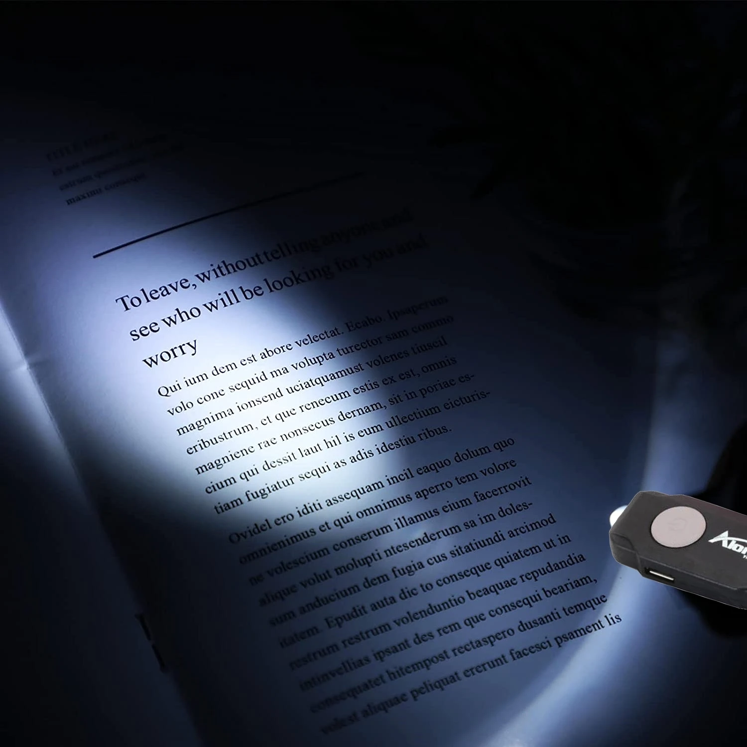 Mini LED Keychain Light USB Rechargeable Cool Flashlight Student Child Reading Book Lamp Emergency Torch Stair Keyhole Light