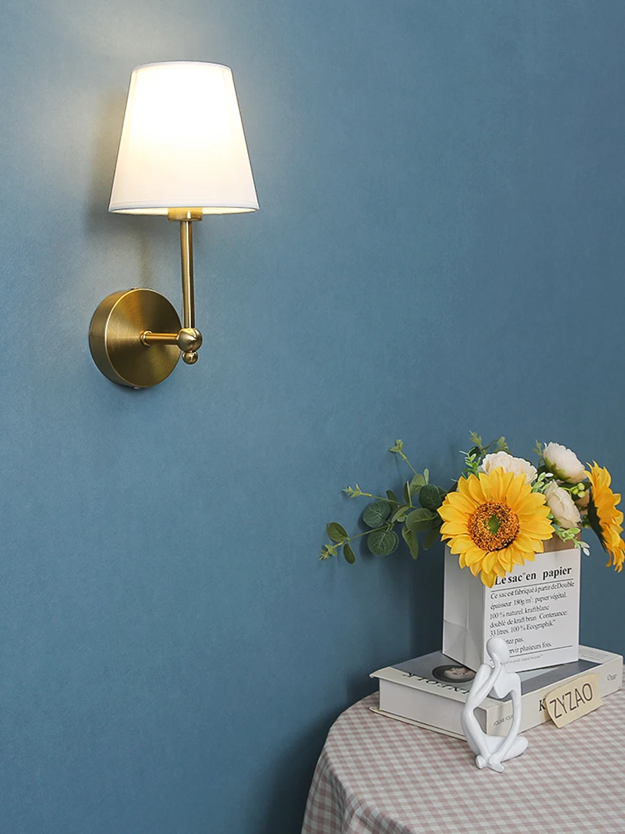 American Retro Wall Lamp Bedroom Bedside Lamp Bathroom Mirror Lamp Luster Luxury Sconce Fabric Lamp Shade TV Wall Lights Fixture