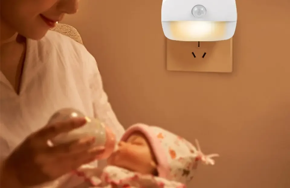 AC85-265V Led Night Light with Motion Sensor EU US Socket PIR Human Infrared Induction Lamp Plug in Wall Bedroom Hallway 3 Color