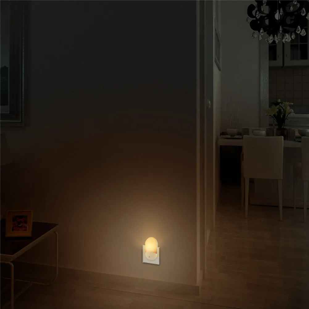 Plug in LED Night Light - Plug-and-Play Automatic Dusk to Dawn Photocell Sensor Night Lighting Lamp, Plug-in Wall Light