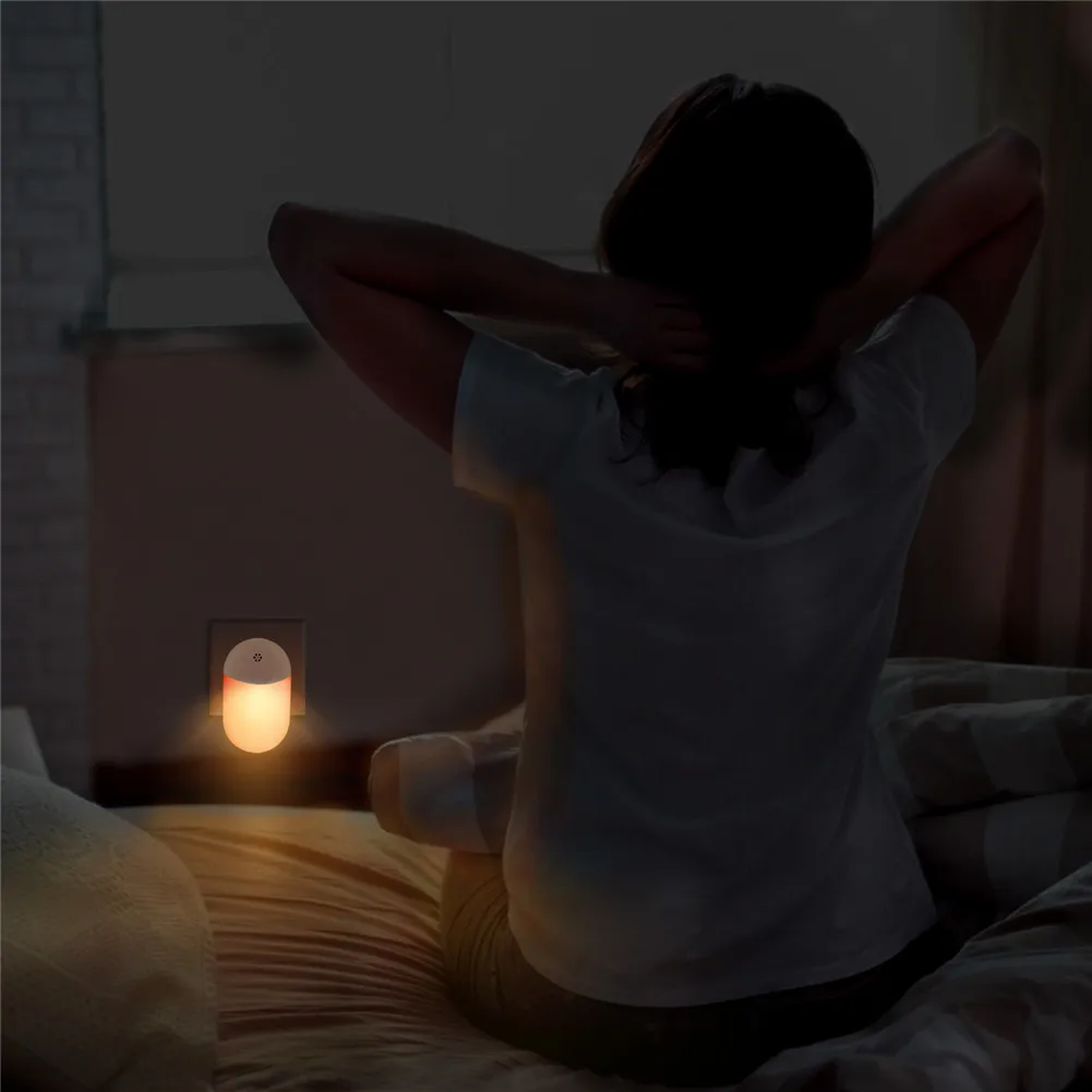 Plug in LED Night Light - Plug-and-Play Automatic Dusk to Dawn Photocell Sensor Night Lighting Lamp, Plug-in Wall Light