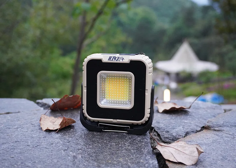 New Portable LED Spotlight 1000LM Super Bright 3000mAh LED Work Light Rechargeable Outdoor Camping Lamp Waterproof Working Light