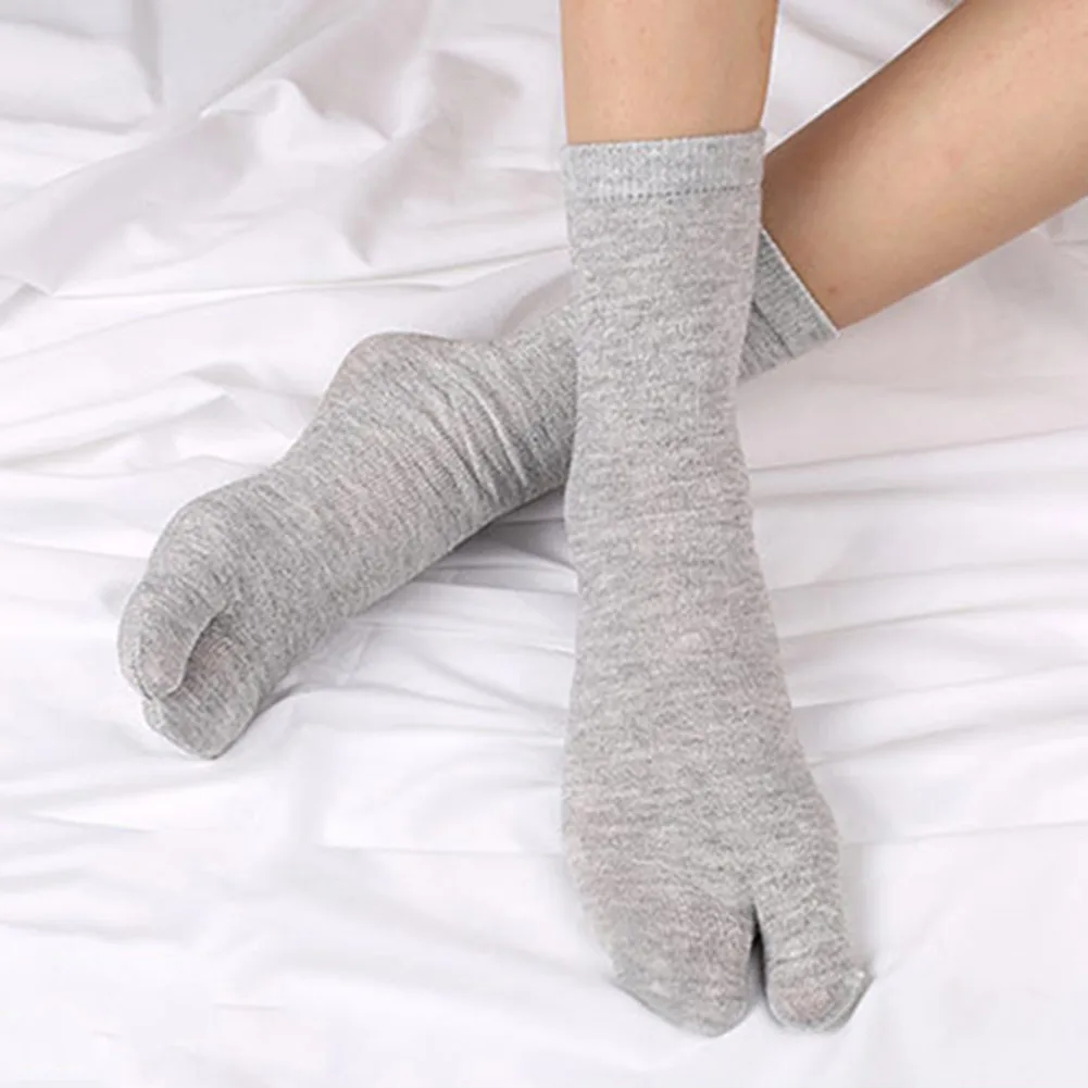 1-5Pair Japanese Style Two Finger Socks Unisex Clog Socks Polyester Toe Separation Socks Kimono Flip Flop Sandal Split Toe Sock