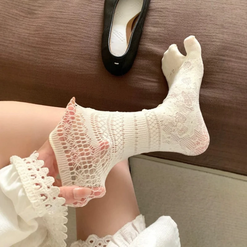 1-3Pairs Available Women Two Toe Socks Summer Breathable Elastic Sheer Hollow Floral Fashion Japanese Sweet Split Toe Tabi Socks