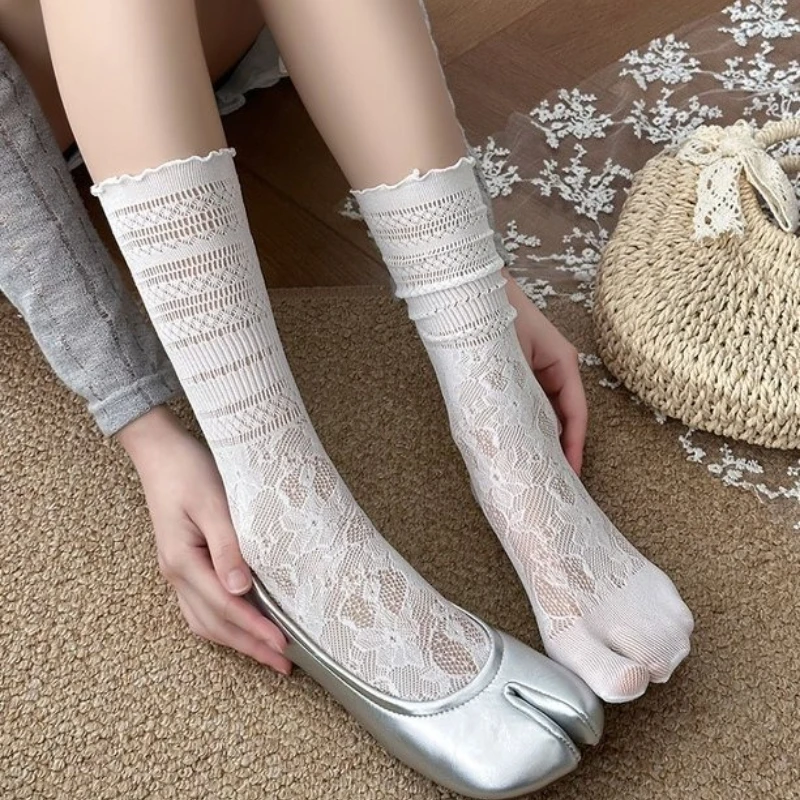 1-3Pairs Available Women Two Toe Socks Summer Breathable Elastic Sheer Hollow Floral Fashion Japanese Sweet Split Toe Tabi Socks