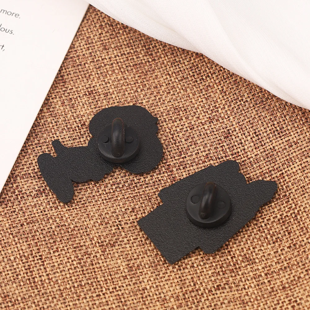 2Pcs/Set Cartoon White Puppy Enamel Brooch Cute Animal Badge Lapel Pin Fashionable Jewelry Accessories Gift For Friends
