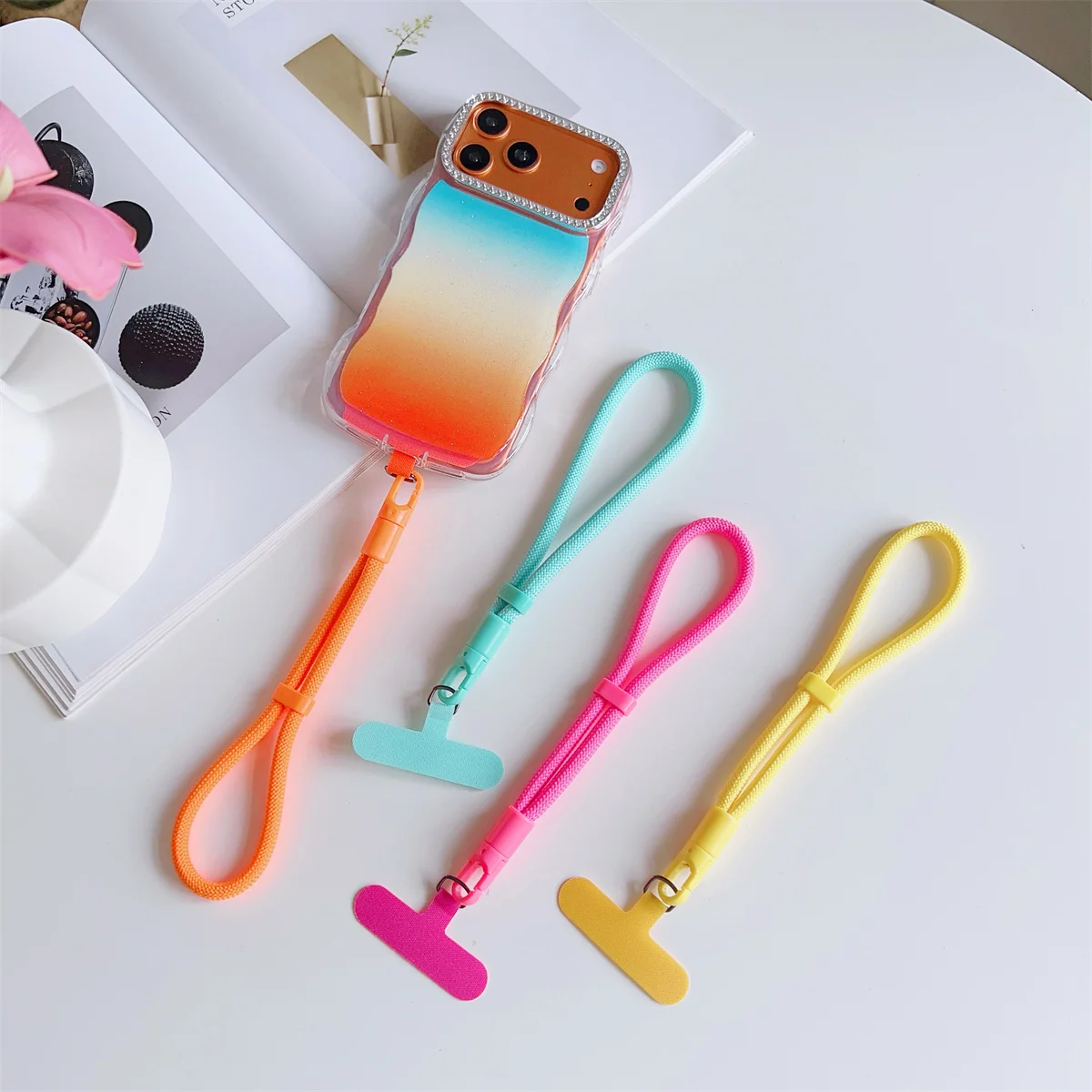 Fashion 360° Rotate Buckle Adjustable Phone Lanyard Self-Locking Durable Short Cord For Phone Case Anti-Lost Accessory Strap