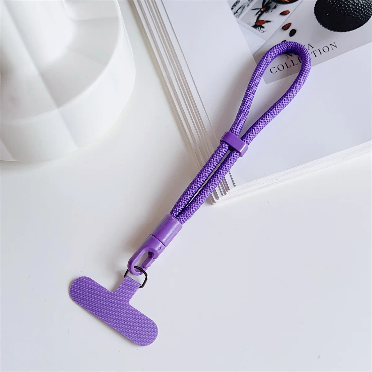 Fashion 360° Rotate Buckle Adjustable Phone Lanyard Self-Locking Durable Short Cord For Phone Case Anti-Lost Accessory Strap