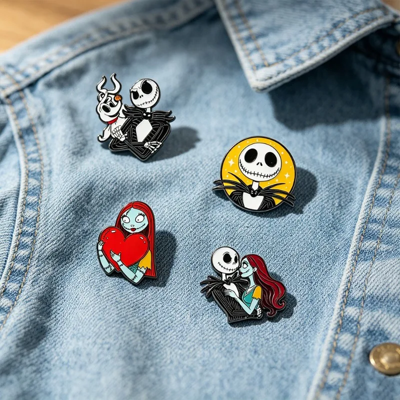 HOT 5pcsAnime Cartoon Badge Halloween New Christmas Horror Night Badge Personalized Creative Brooch Bag Clothing Decoration Gift