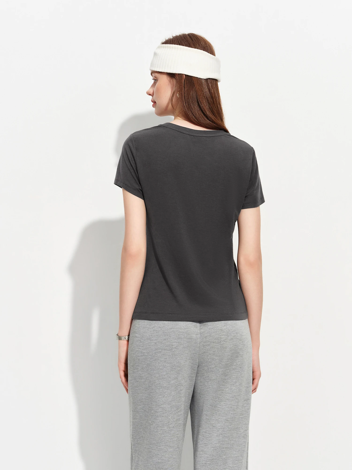 FSLE 2026 Summer Women's Soft Skin-Friendly Short Sleeve U-Neck & Round Neck Structured Shoulder Tee