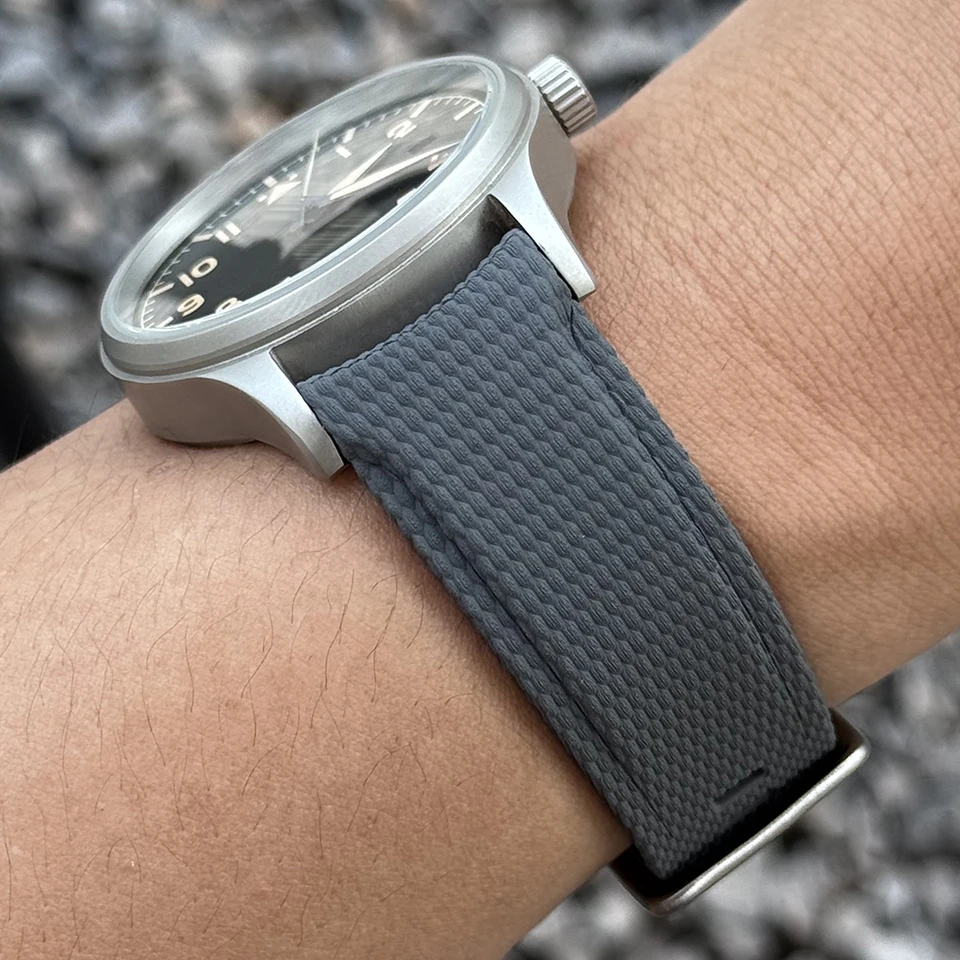 Curved End Watch Band Soft Fluorine Rubber Watchband 20mm/21mm/22mm Waterproof New FKM Watch Strap for Omega Wristwatch