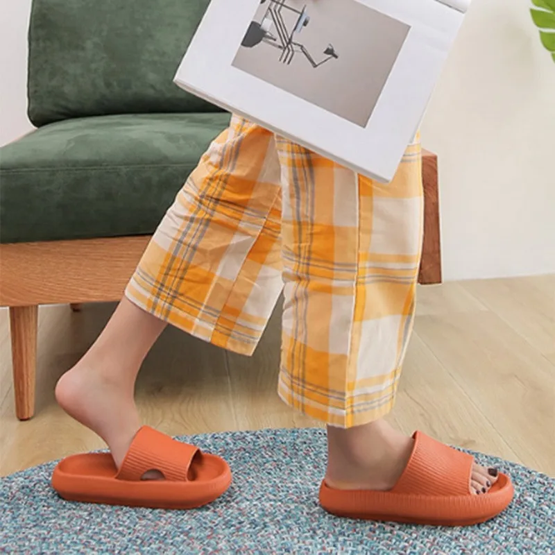 Cloud Sliders Women Men Non-Slip Bathroom Slippers Summer Soft Flip Flop Pillow Sliders Platform Pool Sliders Shower Shoes for I