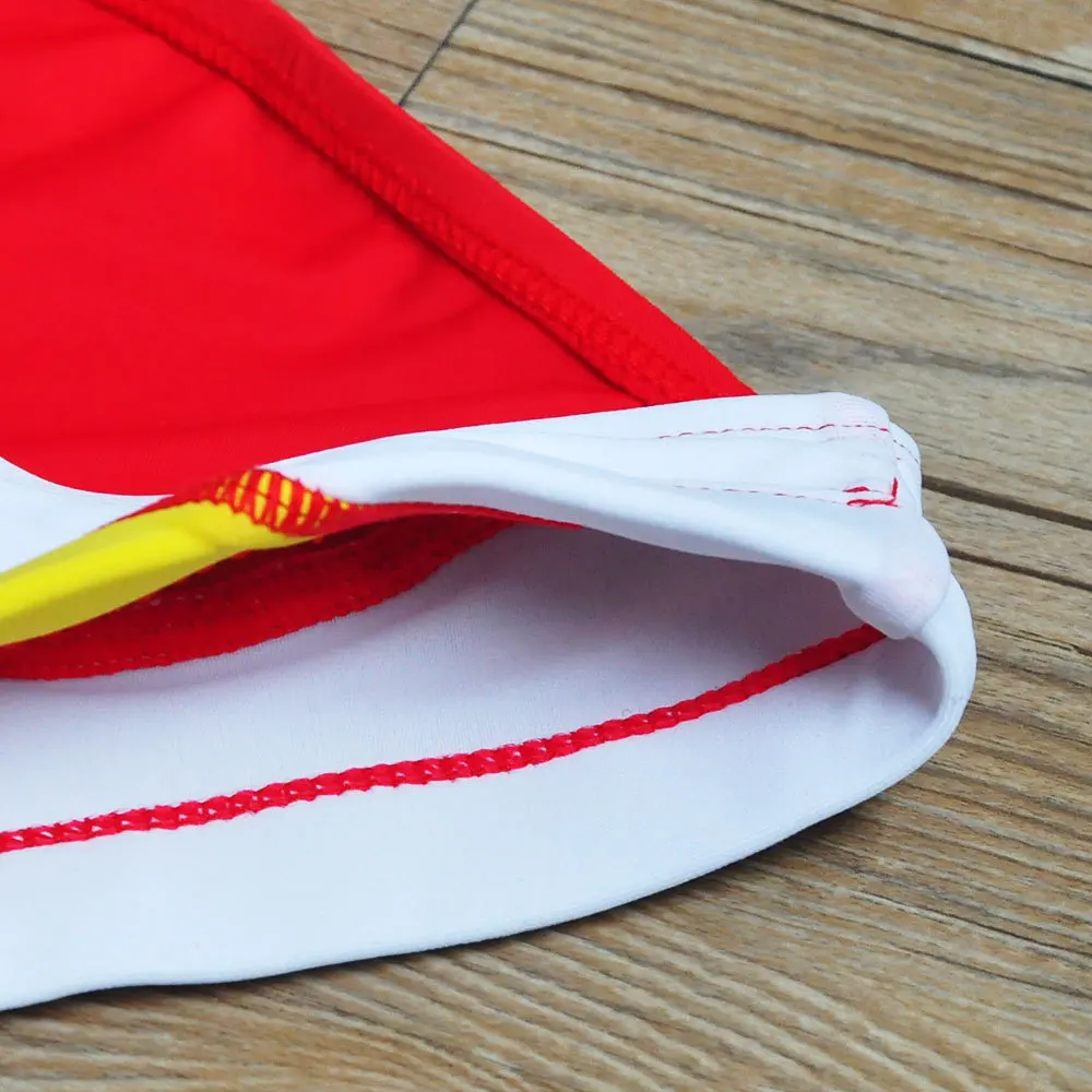 2026 warehouse real shot men's fashion stitching briefs Japanese show beach swimming trunks close-fitting briefs UXH026