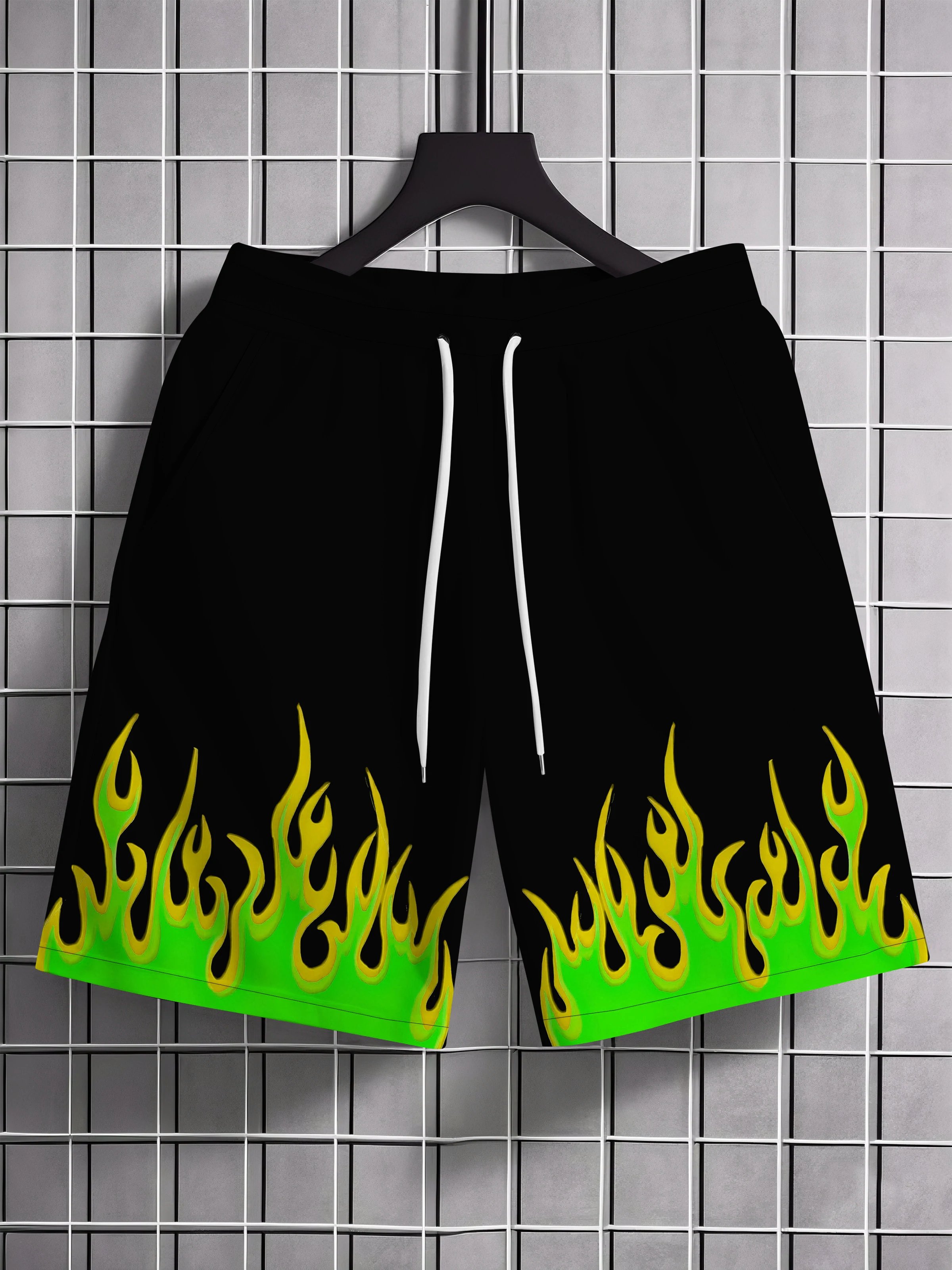 Men's Casual Sports Shorts with a Flame 3D Pattern Outdoor Breathable and Quick-Drying Beach Shorts Suitable for Summer Swimming