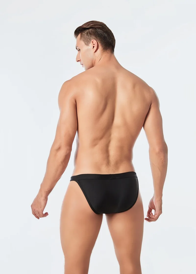 2026New s slender waist men's swimming trunks foreign trade triangle swimsuit European and American new fashion D101