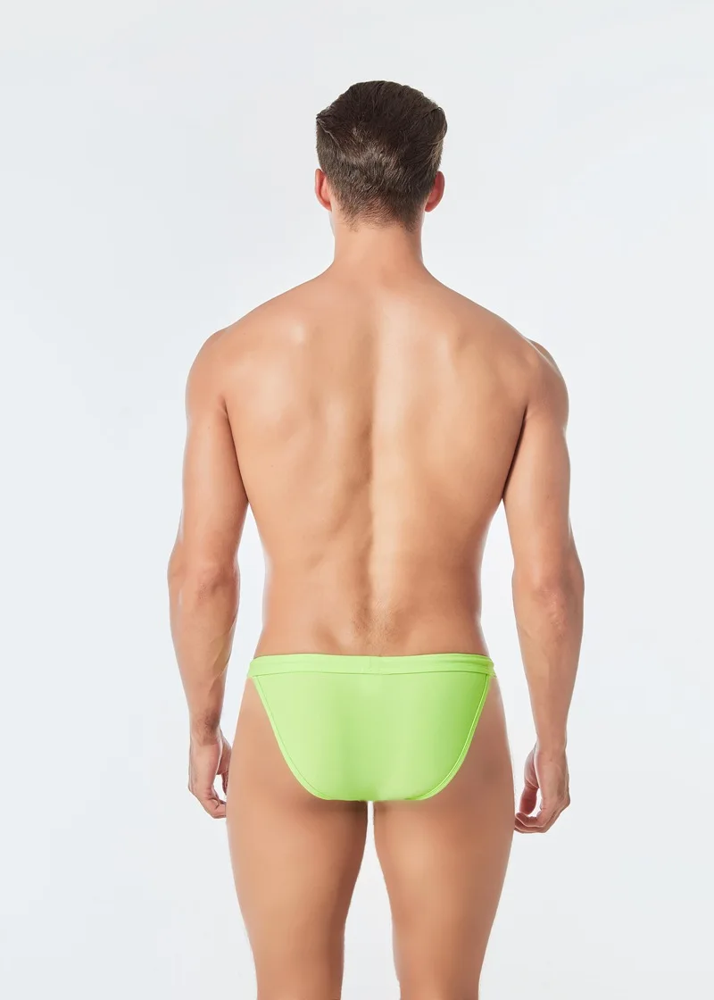 2026New s slender waist men's swimming trunks foreign trade triangle swimsuit European and American new fashion D101