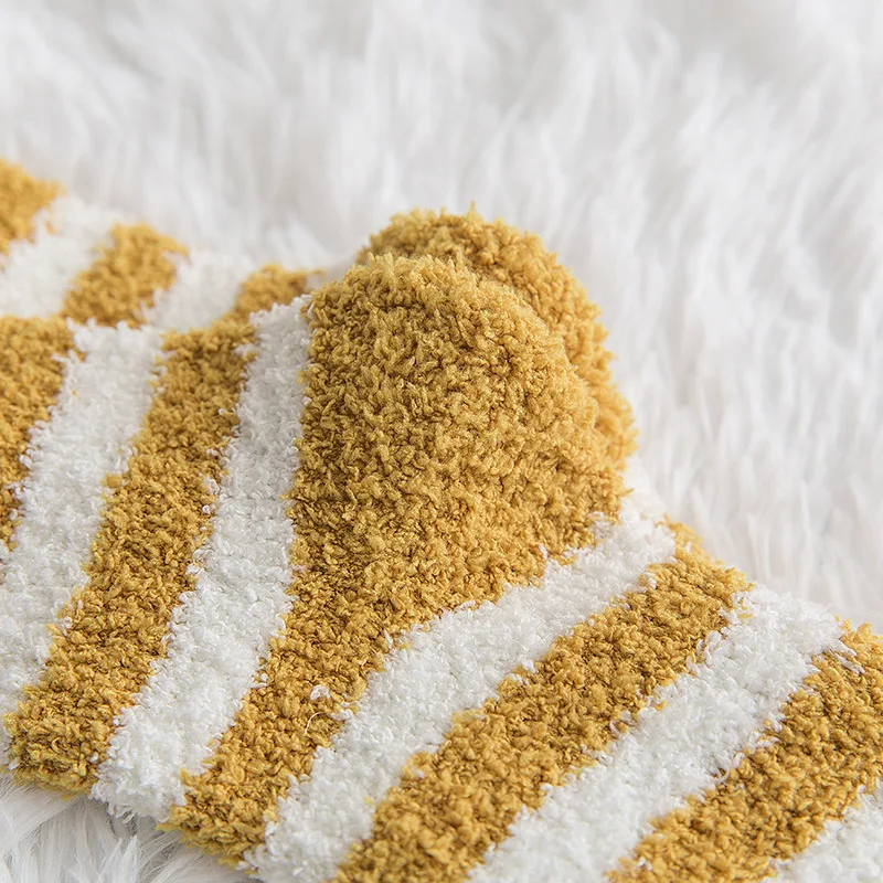 Socks Women Striped Fluffy Coral Velvet Thick Warm Winter Socks Girls Indoor Floor Towel Sock Breathable Woman Cute Soks Meias