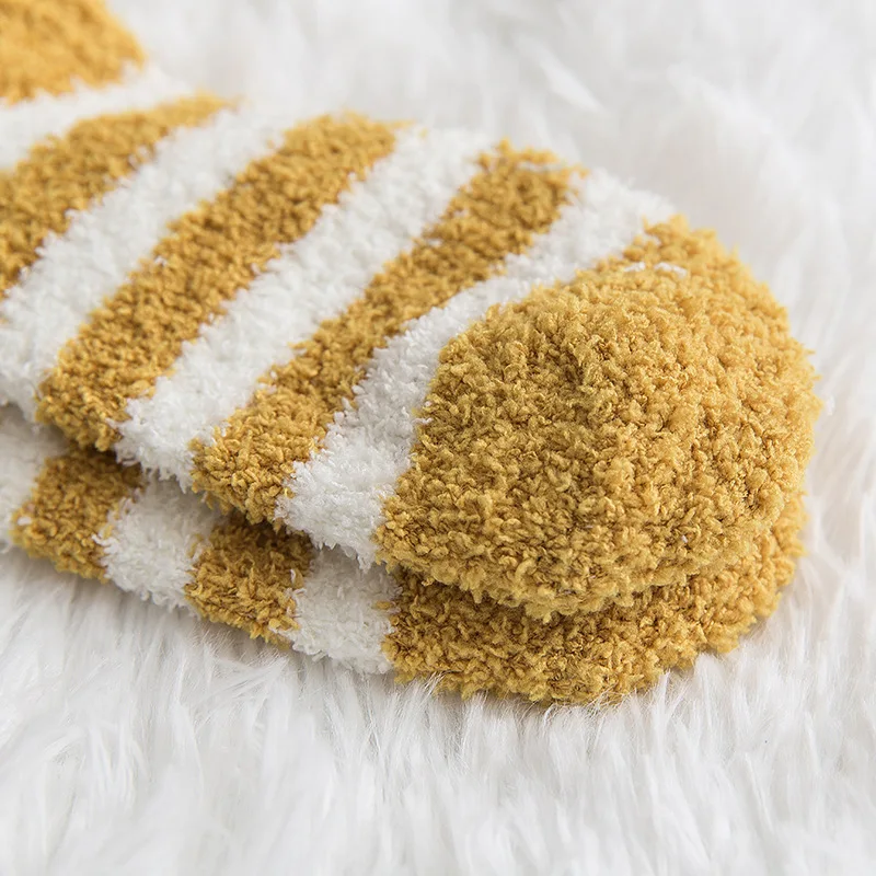 Socks Women Striped Fluffy Coral Velvet Thick Warm Winter Socks Girls Indoor Floor Towel Sock Breathable Woman Cute Soks Meias