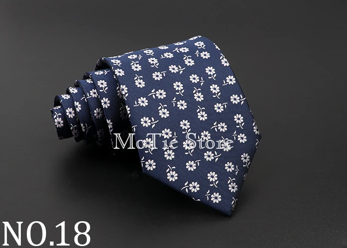 Classic Dots Neck Ties For Men Casual Suits Necktiie Gravatas Red Blue Mens 8cm Neckties For Business Wedding shirt Dress Tie