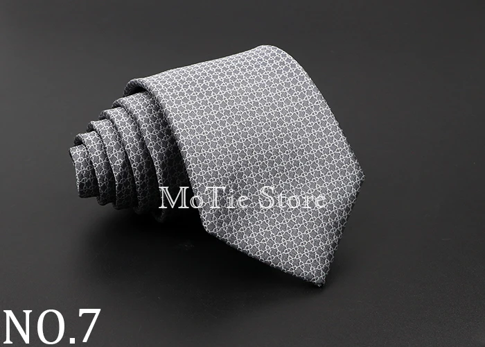 Classic Dots Neck Ties For Men Casual Suits Necktiie Gravatas Red Blue Mens 8cm Neckties For Business Wedding shirt Dress Tie