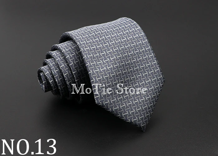 Classic Dots Neck Ties For Men Casual Suits Necktiie Gravatas Red Blue Mens 8cm Neckties For Business Wedding shirt Dress Tie