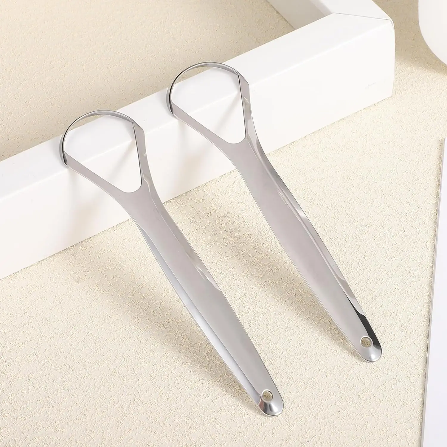 2pcs Stainless Steel Tongue Cleaners Gum Tongue Scraper for Adults Boys and Girls Tongue Care Tools Metal Tongue Scrapers family