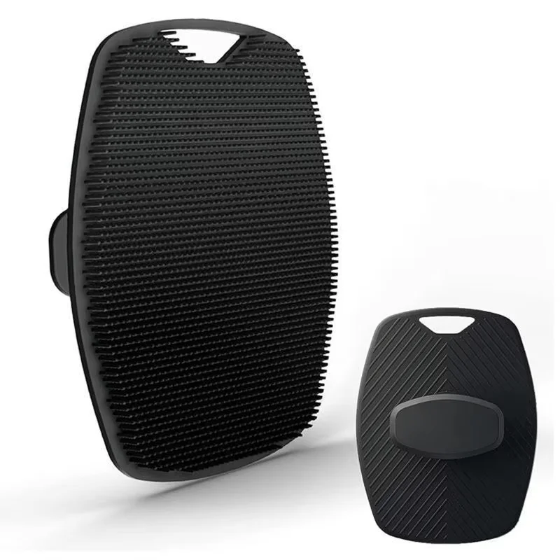 A four-piece bath brush set that can be used for back, face, body and head massage.