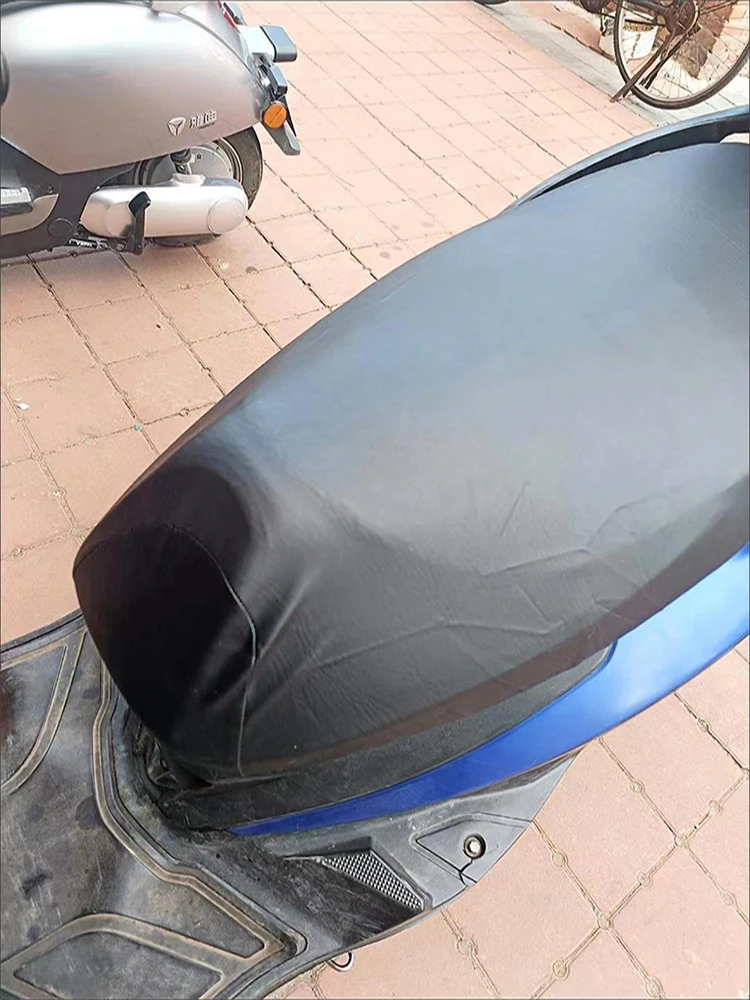 Universal Motorcycle Rain Seat Cover Flexible Waterproof Saddle Cover Black 210D Dust UV Sun Sown Protect Motorcycle Accessorie