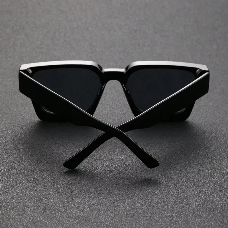 1PC Unisex Plastic Fashion Square Frame Sunglasses For Street Photography And Beach Trips Driving Accessories